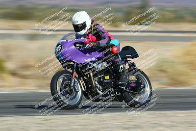 media/Jan-13-2024-SoCal Trackdays (Sat) [[9c032fe5aa]]/Turn 14 (10am)/